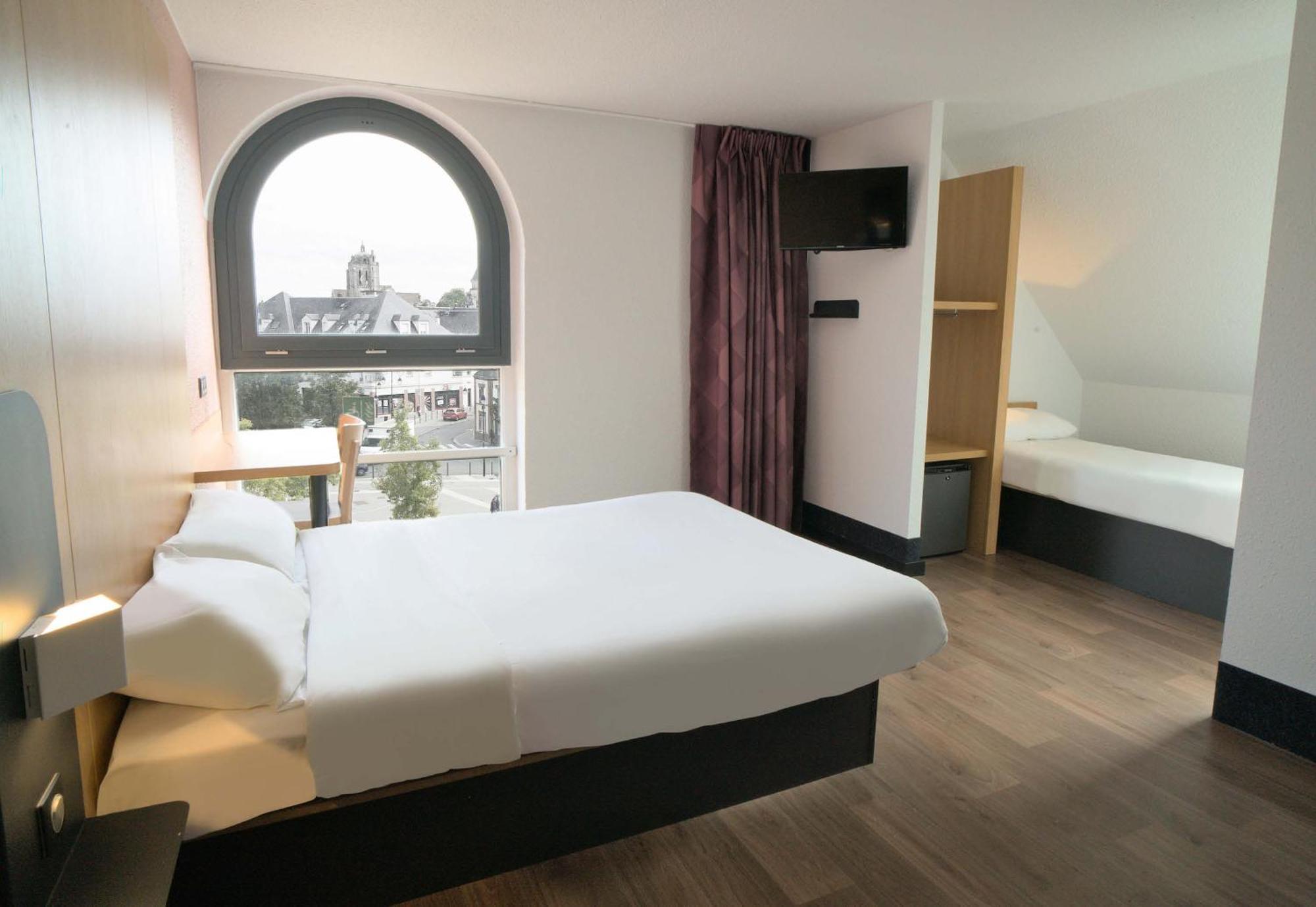 B&B Hotel Dreux Centre المظهر الخارجي الصورة