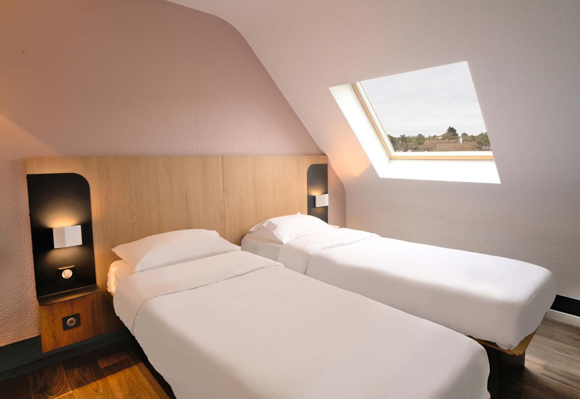 B&B Hotel Dreux Centre المظهر الخارجي الصورة